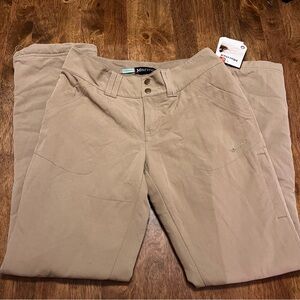 NWT Marmot Kylie Insulated Pants Size 6 Hiking Mountains Outdoors Camping
